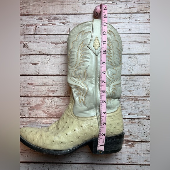 Diego’s Boots 8.5 - Picture 8 of 10